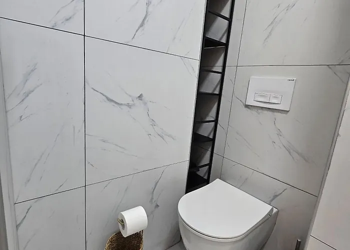 The View Magnet Self Check-in * 地拉那